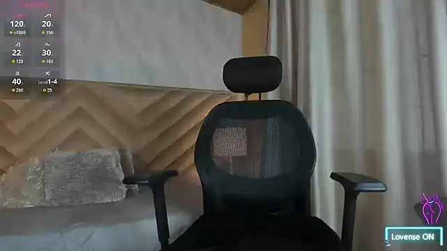 alice kingsley  online show from October 2025 09:33:01 PM