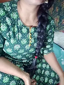 Snapshot of Shalini_telugu09 chatting on June 2026 06:52:01 AM Shalini telugu09 online show from June 2026 06:52:01 AM