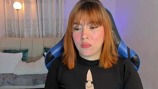 Snapshot of karla_hill_28 chatting on April 2026 04:10:02 AM karla hill 28 online show from April 2026 04:10:02 AM