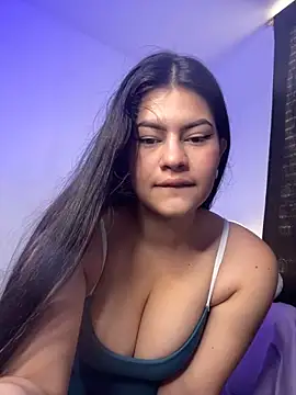 Saanvi21 online show from March 2025 01:41:01 PM