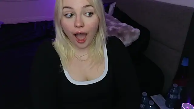 margot robbie7 online show from March 2026 11:41:02 PM