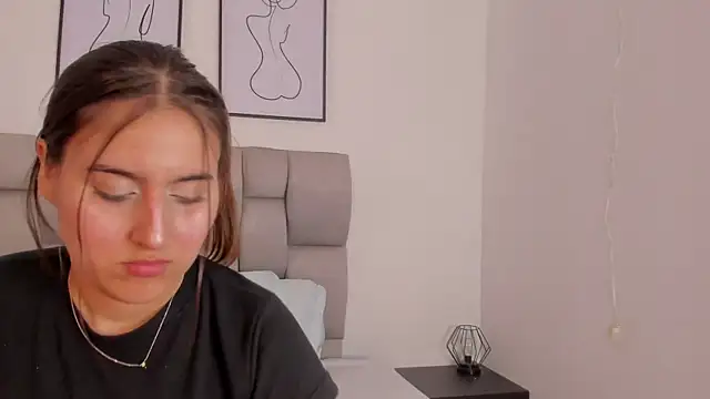 Hanna Evans   online show from September 2025 03:38:02 AM