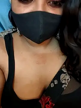 Tamil hot whiskey girl online show from March 2025 10:53:02 PM