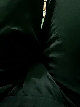 royall queen online show from March 2025 08:45:01 AM