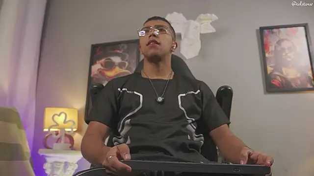 Colstorw  online show from March 2026 10:33:02 AM