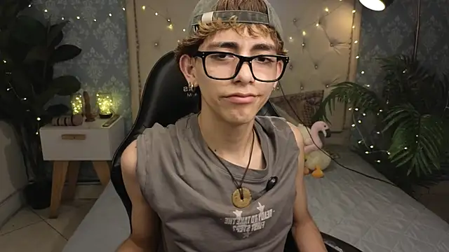 Snapshot of Matty_Sparkk chatting on February 2026 01:01:02 PM Matty Sparkk online show from February 2026 01:01:02 PM