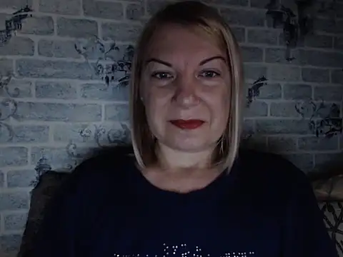 Lillia Ray online show from October 2025 06:01:02 AM