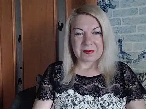 Snapshot of Lillia_Ray chatting on June 2026 07:00:01 AM Lillia Ray online show from June 2026 07:00:01 AM