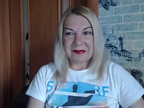 Snapshot of Lillia_Ray chatting on June 2026 07:42:02 AM Lillia Ray online show from June 2026 07:42:02 AM