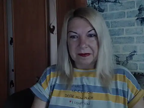 Snapshot of Lillia_Ray chatting on June 2026 05:17:01 AM Lillia Ray online show from June 2026 05:17:01 AM