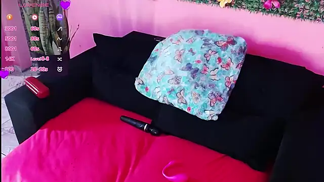 DianaGom online show from October 2025 11:53:01 AM