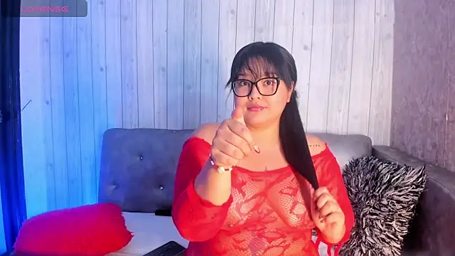 DianaGom online show from December 2025 12:44:02 PM