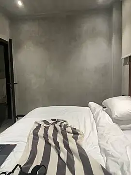 DarkVelvet online show from March 2026 02:23:02 PM