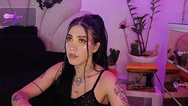 Snapshot of AnfisaLetyagho chatting on October 2025 12:42:02 AM AnfisaLetyagho online show from October 2025 12:42:02 AM