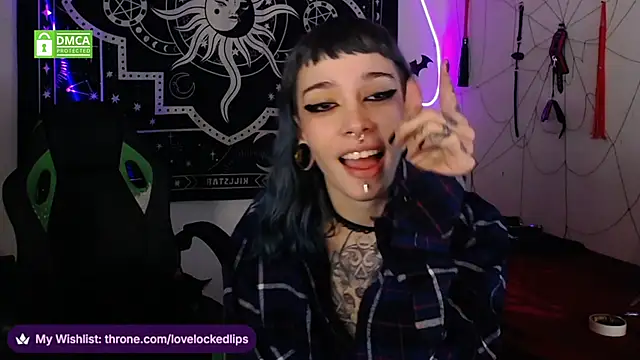 lovelockedlips online show from November 2025 01:52:02 AM