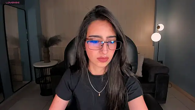 LarisaSmirnov online show from October 2025 05:10:02 AM