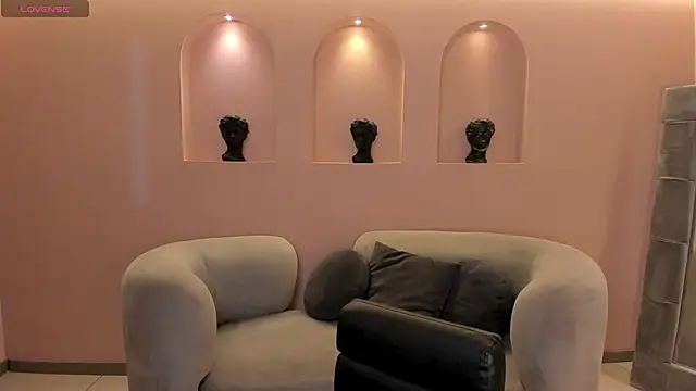 MaiaCollins online show from January 2026 11:23:01 AM