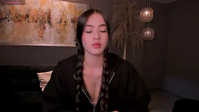 MaiaCollins online show from March 2026 05:42:02 PM