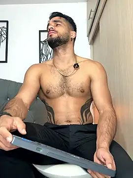 Maximiliano ford online show from January 2026 10:07:02 AM