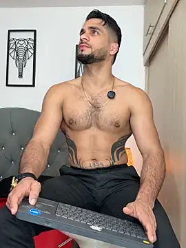 Maximiliano ford online show from February 2026 12:51:01 AM