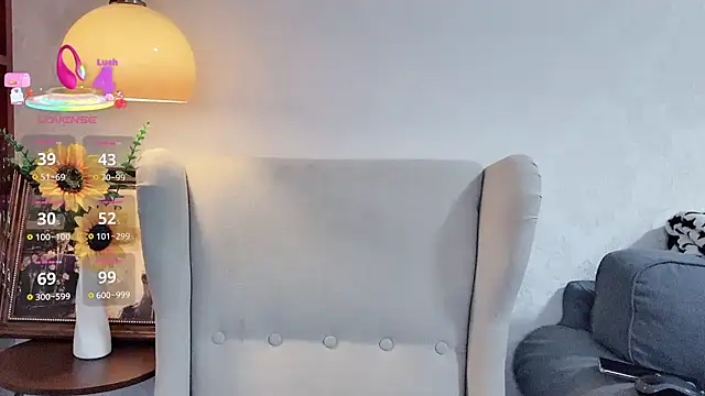 NovaNana online show from March 2025 04:26:01 PM