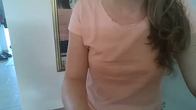 Snapshot of naturliebe chatting on March 2025 01:53:01 PM naturliebe online show from March 2025 01:53:01 PM