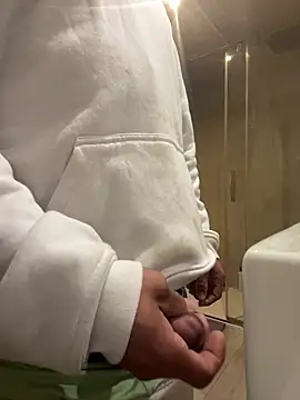 adresalbert342 online show from March 2025 04:45:01 PM