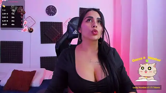 hannarusso online show from December 2025 08:59:01 PM