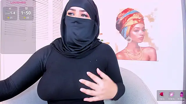 Layla arabelle online show from February 2026 08:15:01 PM