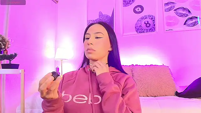 Valen ross  online show from March 2026 10:16:01 PM