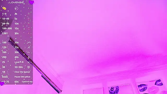 Valen ross  online show from April 2026 01:05:02 AM