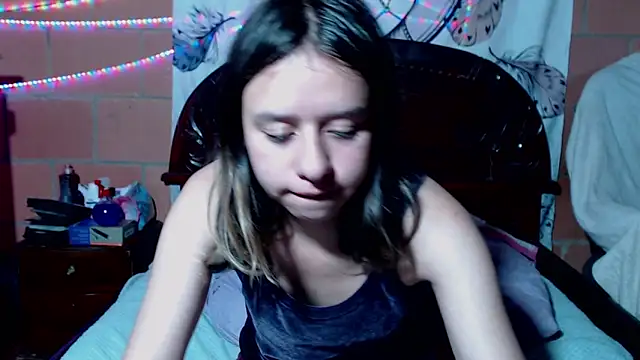 Snapshot of Sukychan_ chatting on March 2025 10:28:01 PM Sukychan online show from March 2025 10:28:01 PM