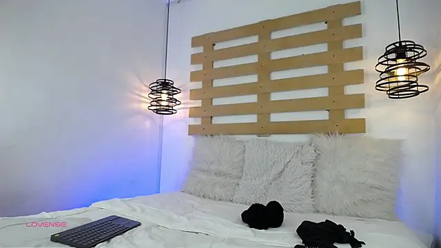 Andy Leex online show from September 2025 08:19:01 PM