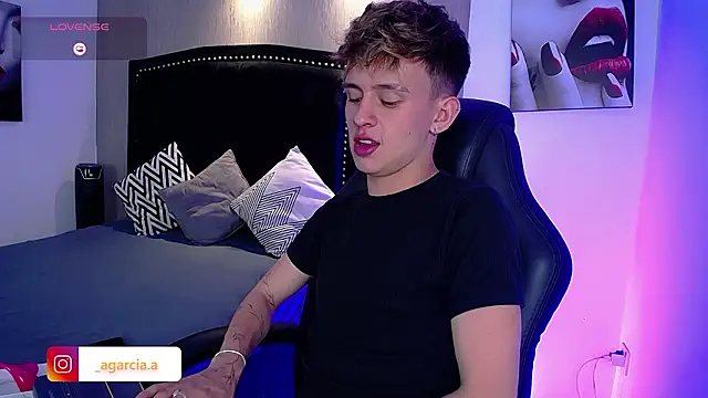 LiamWildx20 online show from March 2026 04:45:02 AM