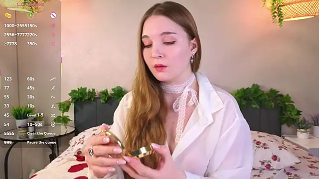 ConstanceHelms online show from November 2025 05:32:02 AM