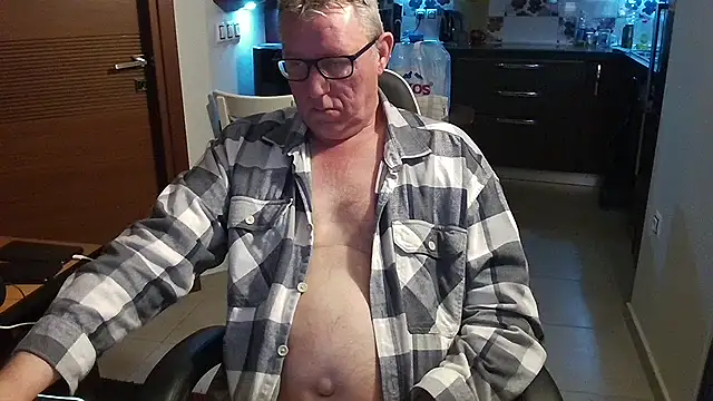 JamesBauer online show from February 2026 04:41:02 AM