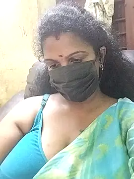 poojaa-rani online show from April 2026 04:37:01 PM