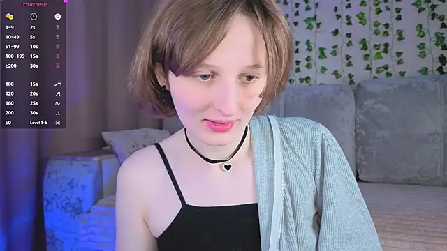 Snapshot of c0ralynx chatting on April 2026 02:10:02 PM c0ralynx online show from April 2026 02:10:02 PM