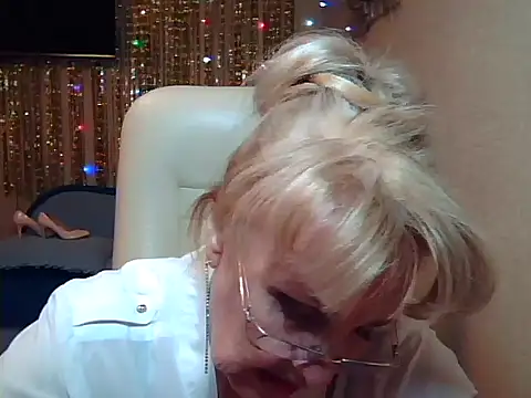 Margo Sweety online show from October 2025 02:59:01 PM