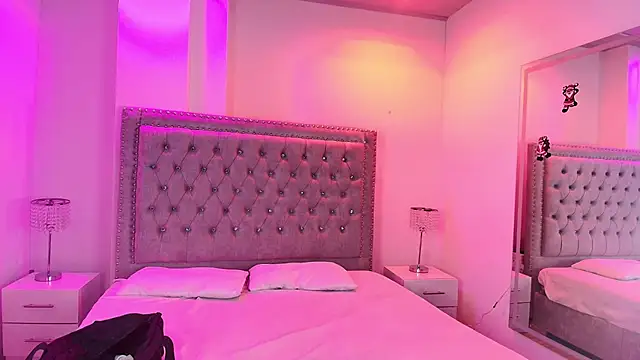 Lia adamsss online show from December 2025 03:46:01 AM