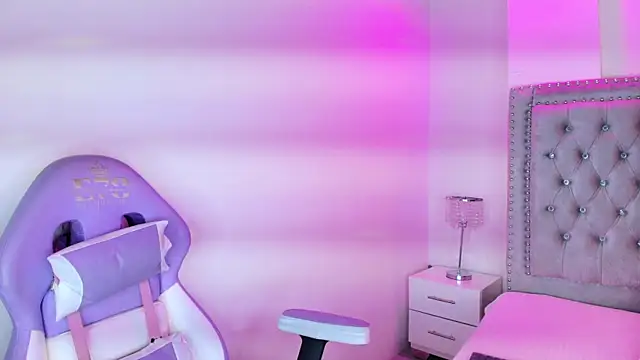 Lia adamsss online show from April 2026 06:19:01 AM