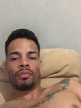 HenriquePhn online show from March 2026 07:52:01 PM