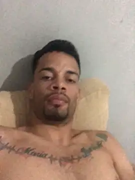 HenriquePhn online show from March 2026 08:41:02 PM