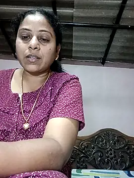 JENNIFERtamil online show from February 2026 07:32:02 AM
