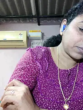 Snapshot of JENNIFERtamil chatting on March 2026 01:04:02 PM JENNIFERtamil online show from March 2026 01:04:02 PM