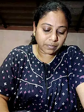 Snapshot of JENNIFERtamil chatting on April 2026 07:41:01 AM JENNIFERtamil online show from April 2026 07:41:01 AM