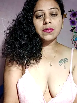 Snapshot of JENNIFERtamil chatting on April 2026 07:52:01 PM JENNIFERtamil online show from April 2026 07:52:01 PM