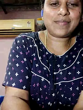 Snapshot of JENNIFERtamil chatting on May 2026 07:37:02 AM JENNIFERtamil online show from May 2026 07:37:02 AM