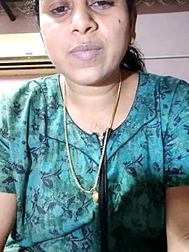 Snapshot of JENNIFERtamil chatting on May 2026 01:05:02 PM JENNIFERtamil online show from May 2026 01:05:02 PM