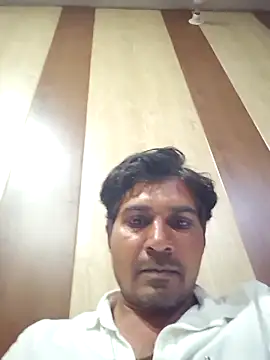 johnny8731 online show from March 2026 02:02:02 PM